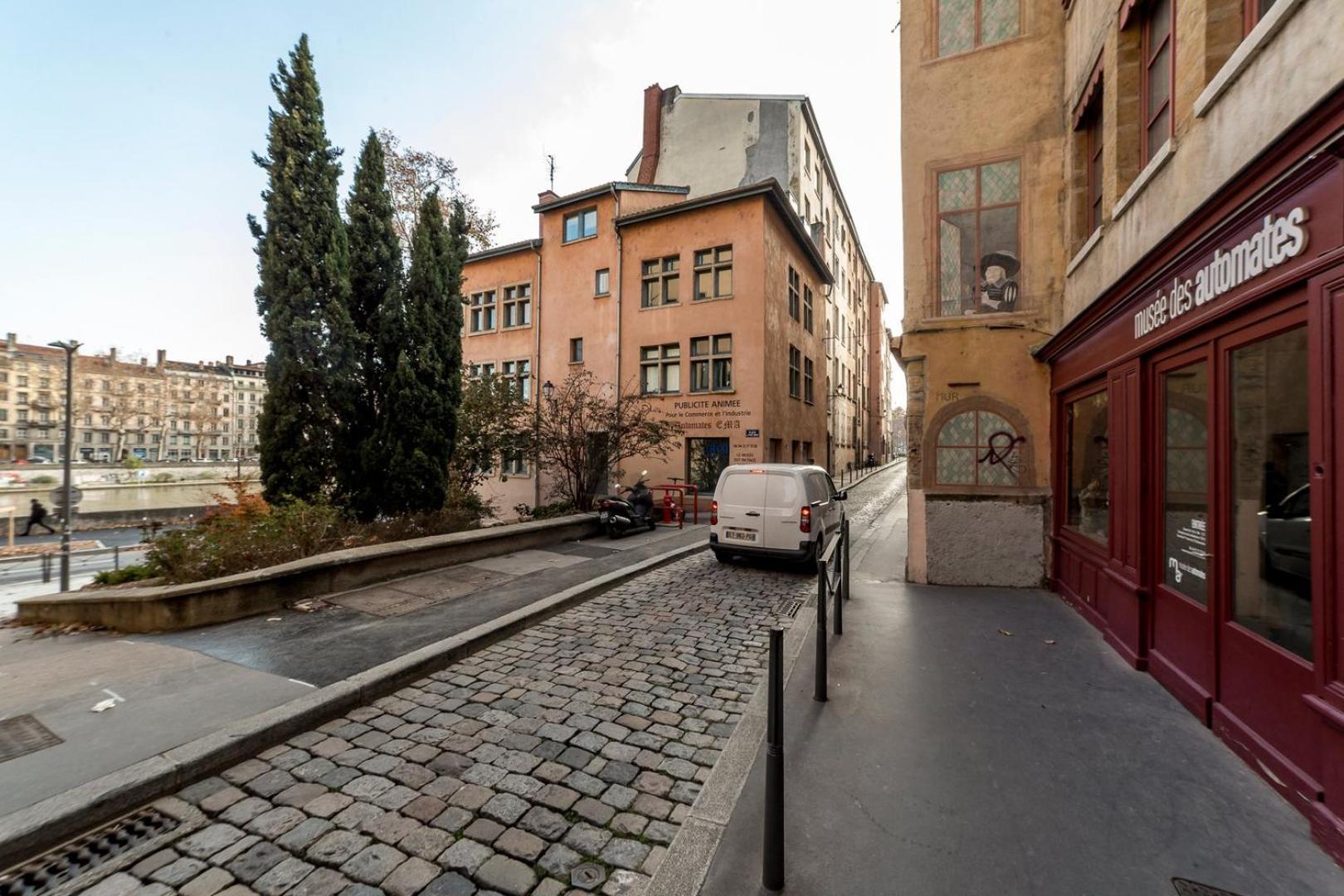 L'Ethnic Ambience - Superbe Appartement Tout Confort Au Coeur Du Vieux リヨン エクステリア 写真